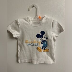 4/30$ Disney Mickey Mouse short sleeve unisex 6 months